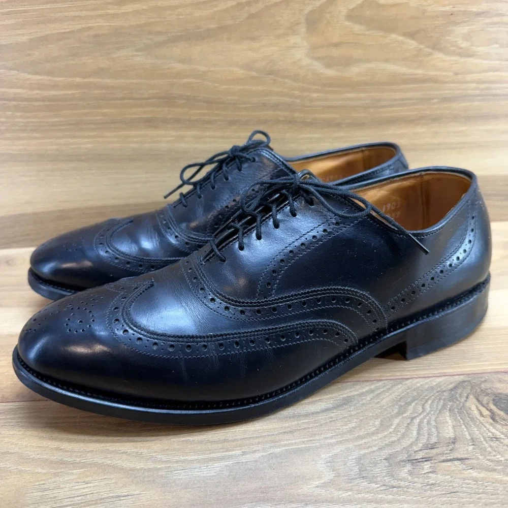 Allen Edmonds Chestern Wingtip Oxfords Mens 9 B Black Leather Medallion